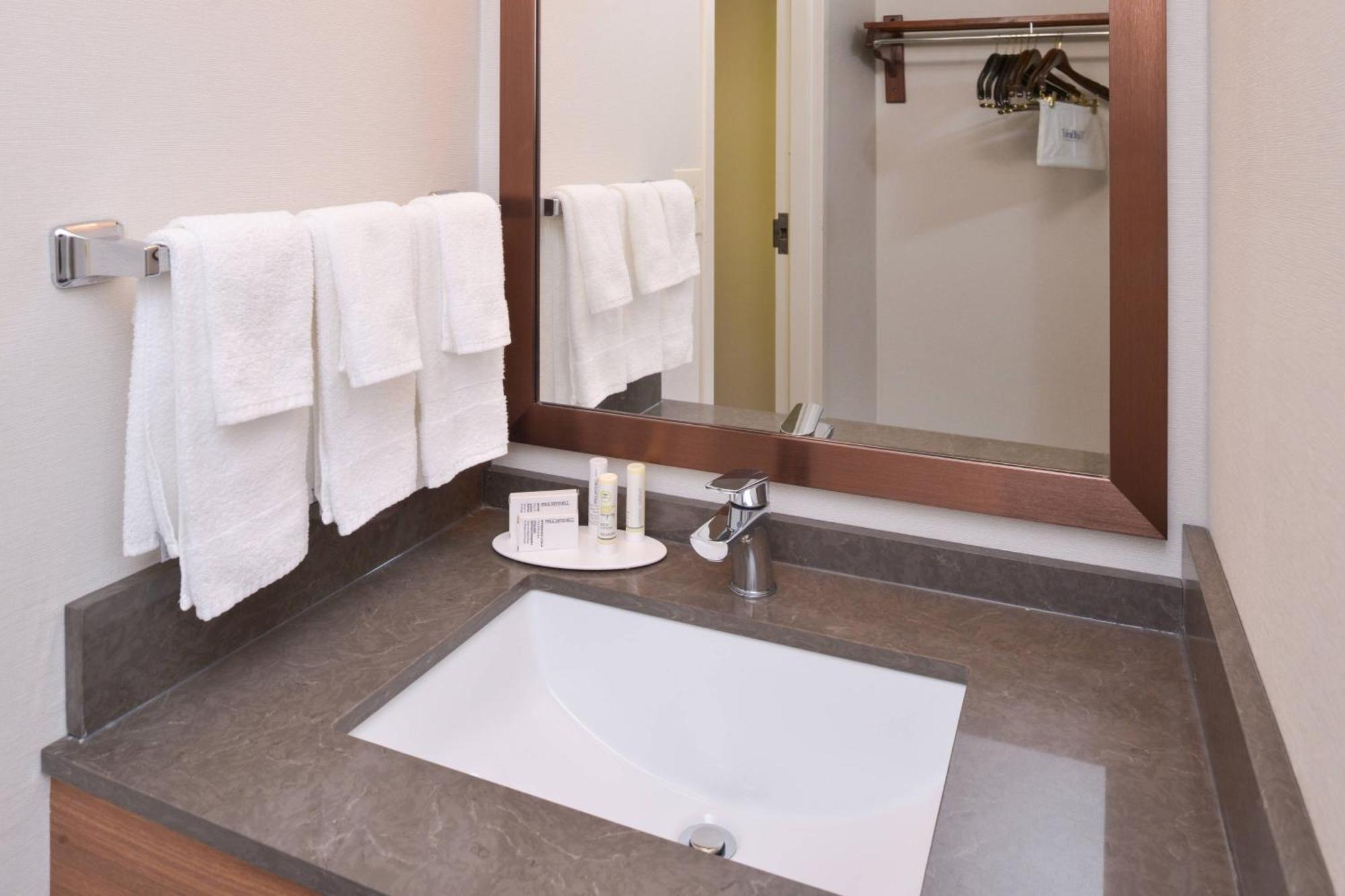 Fairfield Inn & Suites By Marriott Pittsburgh New Stanton Buitenkant foto