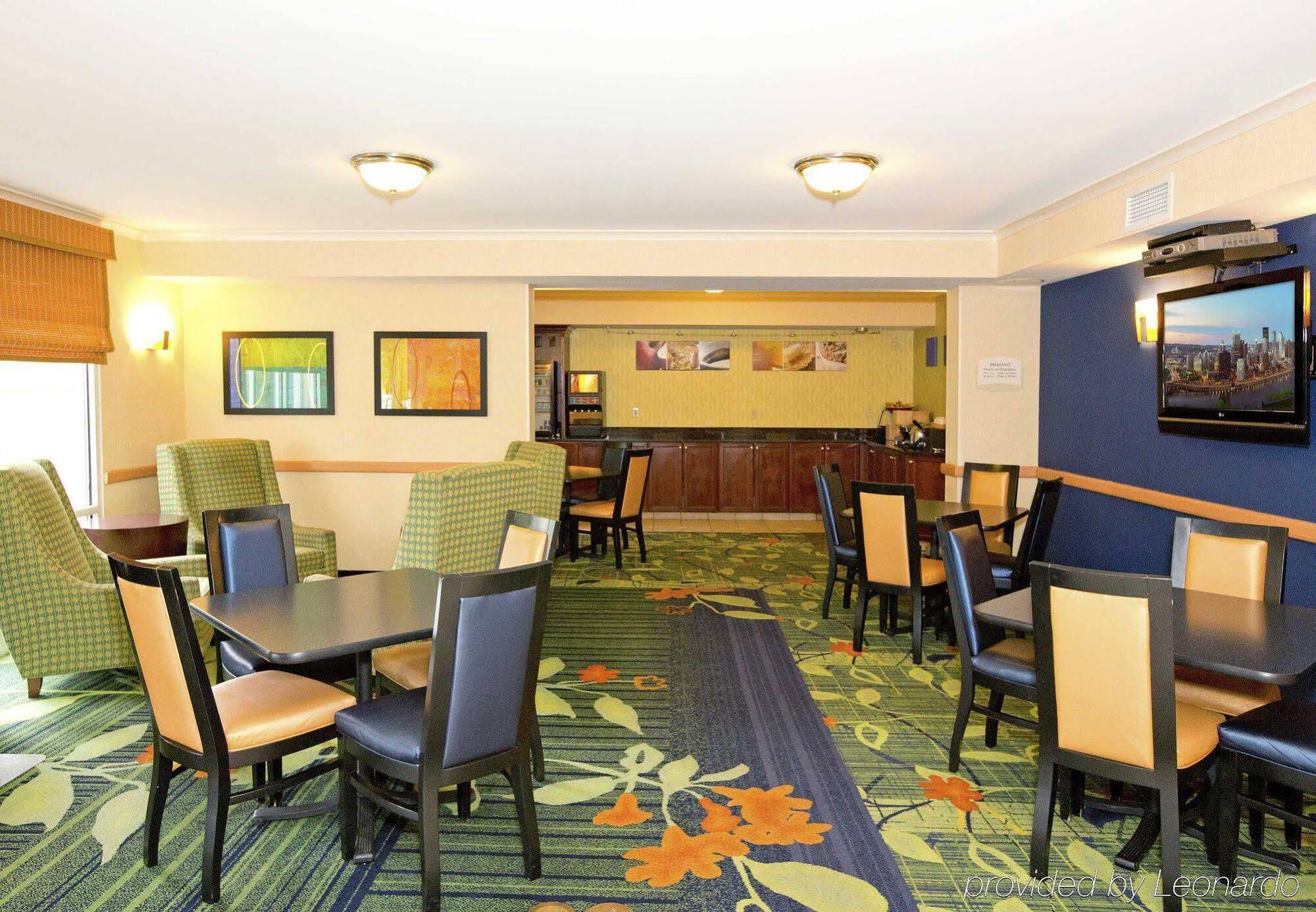 Fairfield Inn & Suites By Marriott Pittsburgh New Stanton Buitenkant foto