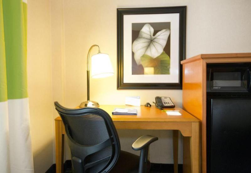Fairfield Inn & Suites By Marriott Pittsburgh New Stanton Buitenkant foto